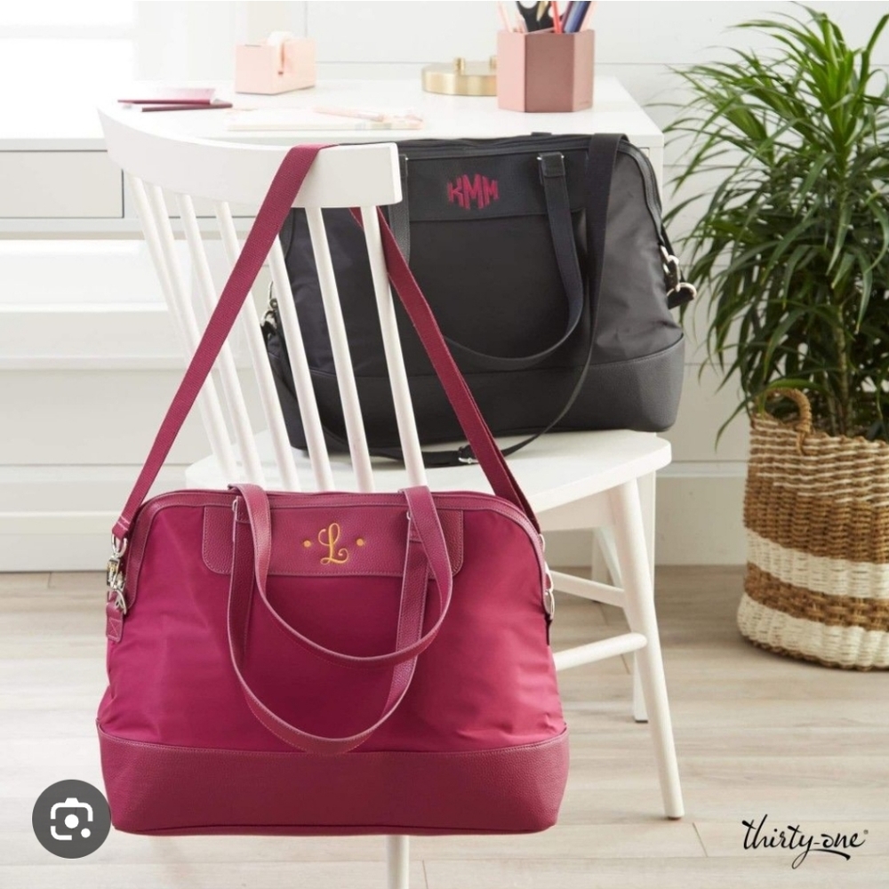 NEW Thirty-One All Weekend Tote Crushed Berry